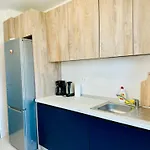 Apartamento Joy Circumvalatiunii 47 *